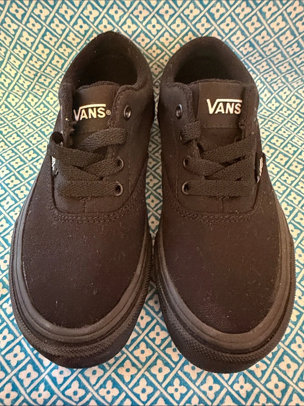 Vans Kids Black Canvas Low-Top Sneakers